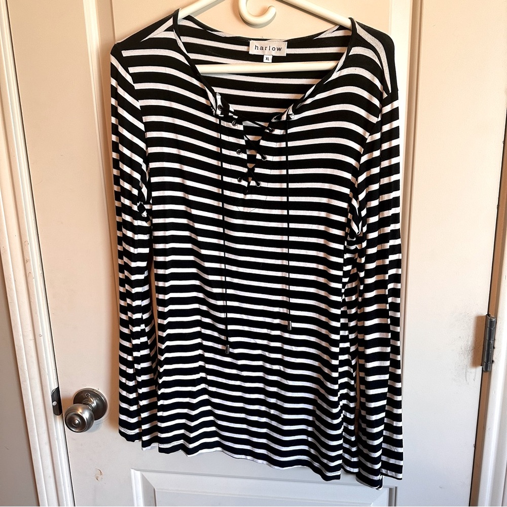 Harlow size XL striped top